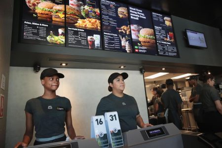 Controlling Labor In Restaurants-Strategies For Efficiency