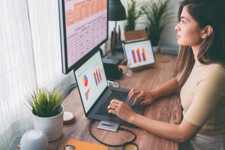 Employers Should Consider Supporting HR Teams With AI Investment