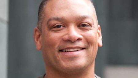 Charley Moore Founds RocketLawyer To Provide Legal Services To All